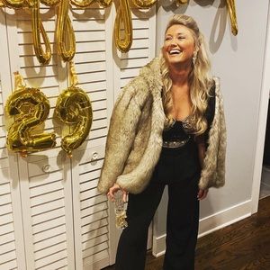 Meet your Posher, Meghan